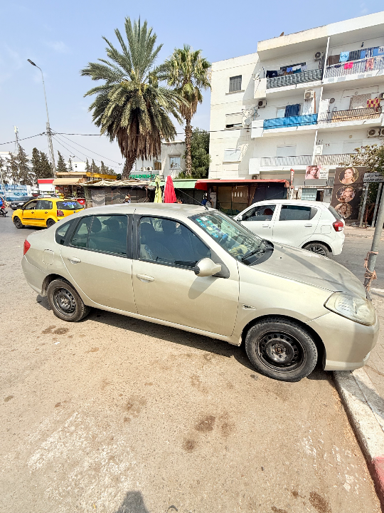 Renault Symbol - Photo 4