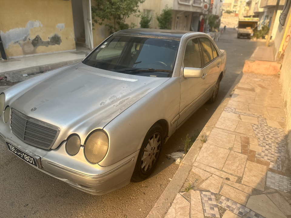 Mercedes Classe C - Photo 3