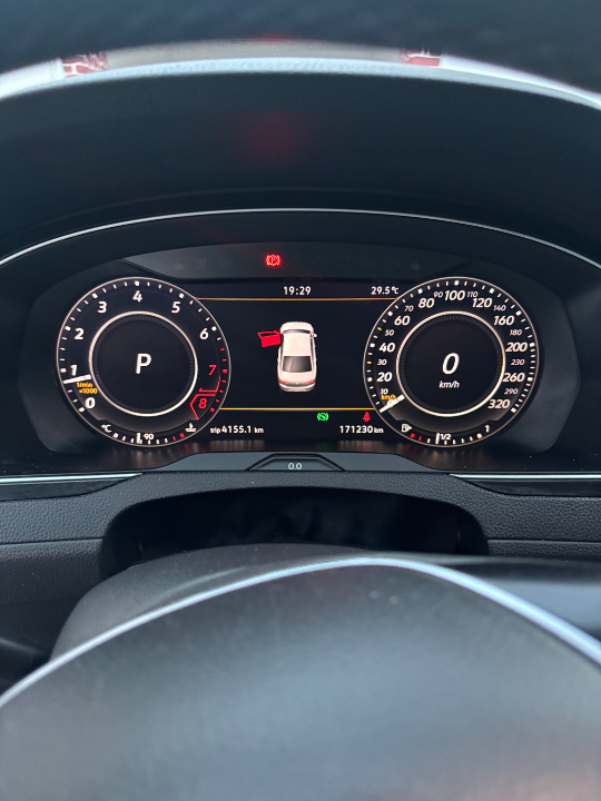 Volkswagen Passat - Photo 4