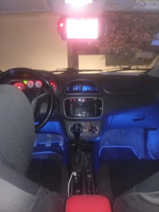Fiat PUNTO - Photo 10
