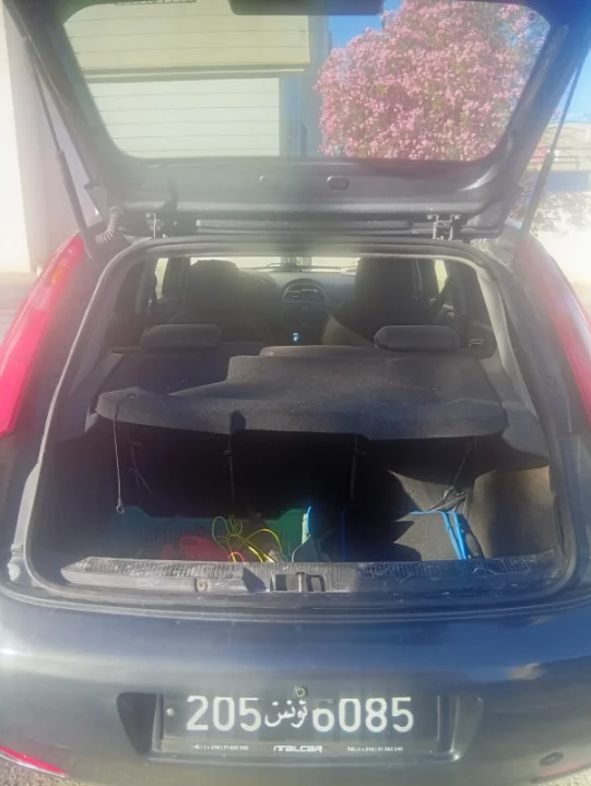 Fiat PUNTO - Photo 8