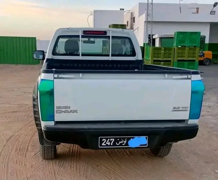 Isuzu D MAX - Photo 3