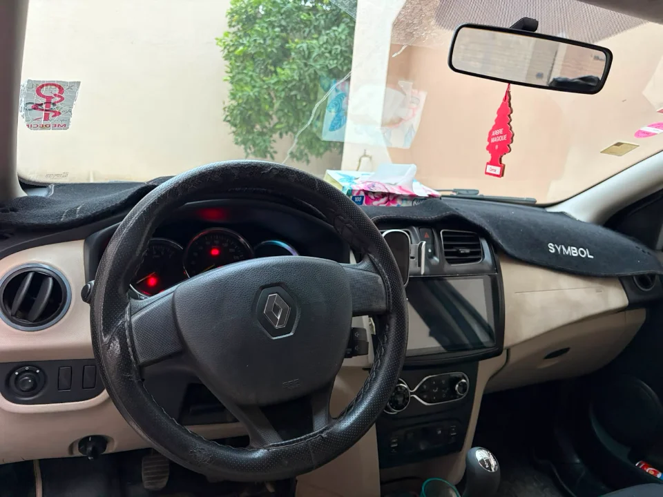 Renault Symbol - Photo 2