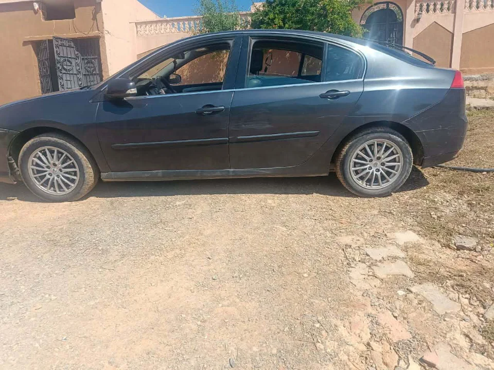 Renault Laguna - Photo 10