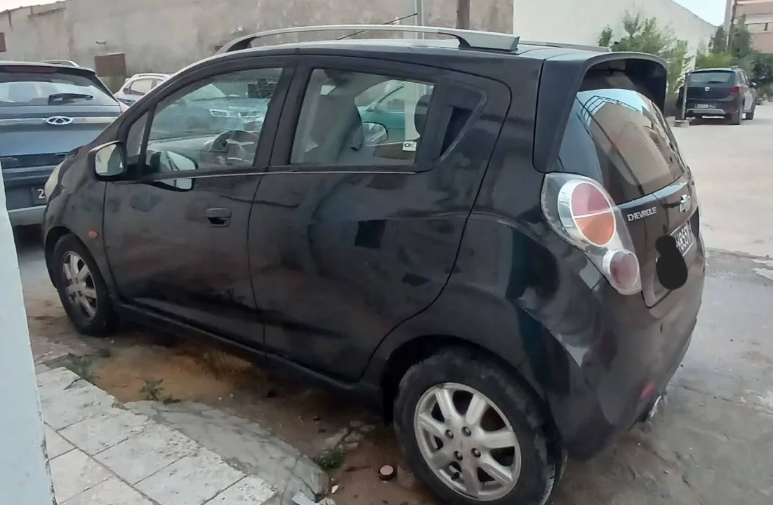 Chevrolet SPARK - Photo 3