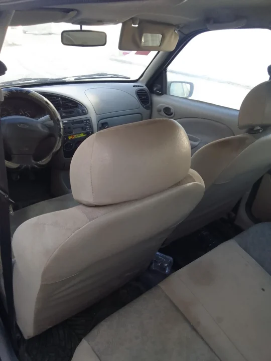 Ford FIESTA - Photo 3