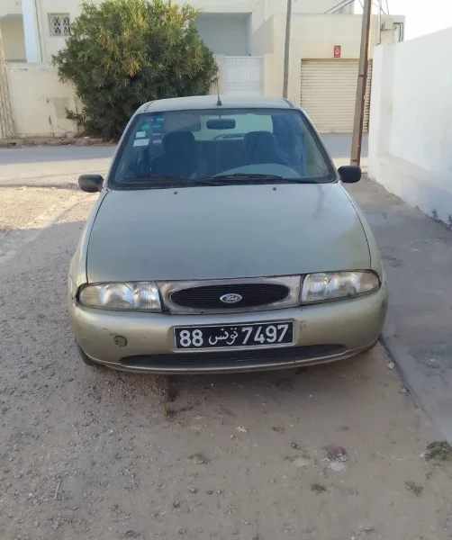 Ford Fiesta 1999 Essence