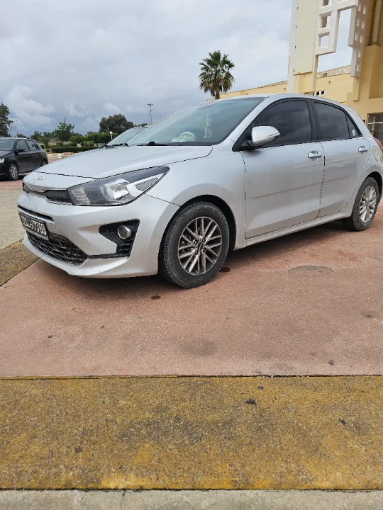 Kia RIO - Photo 7