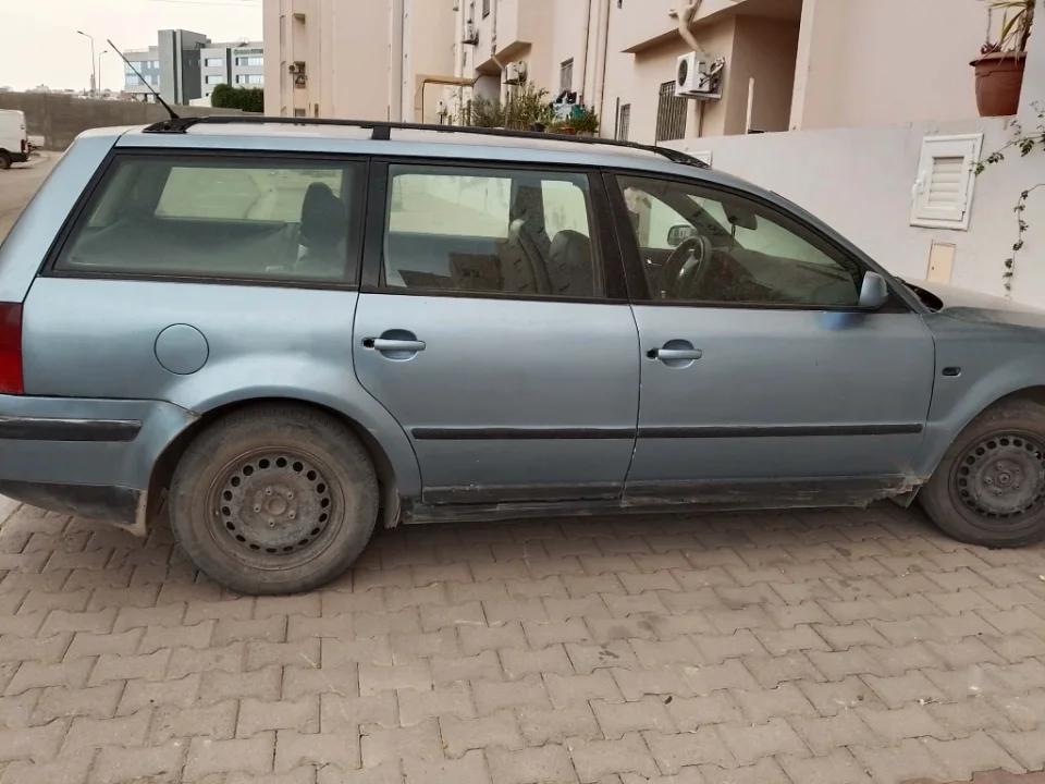 Volkswagen Passat - Photo 3