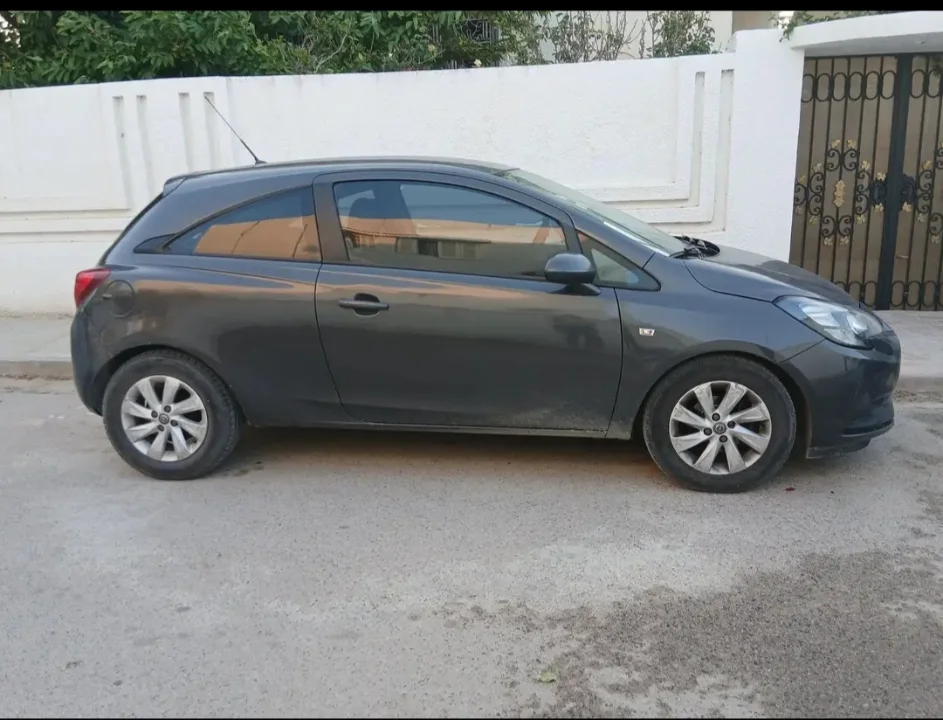 Opel Corsa - Photo 4