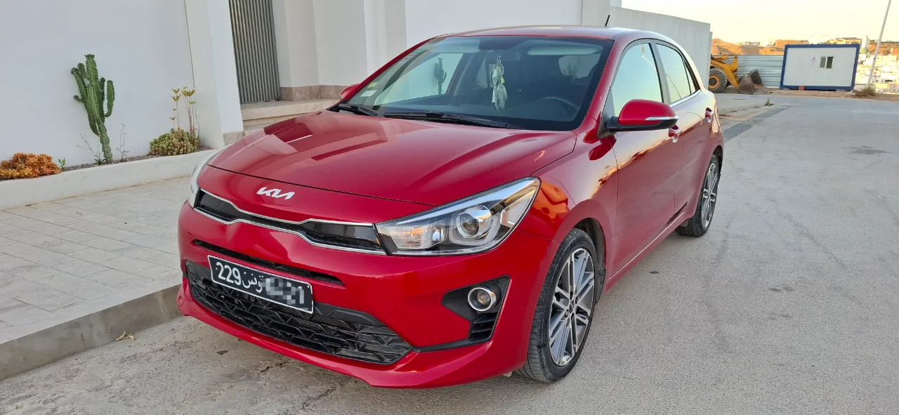 Kia RIO - Photo 10