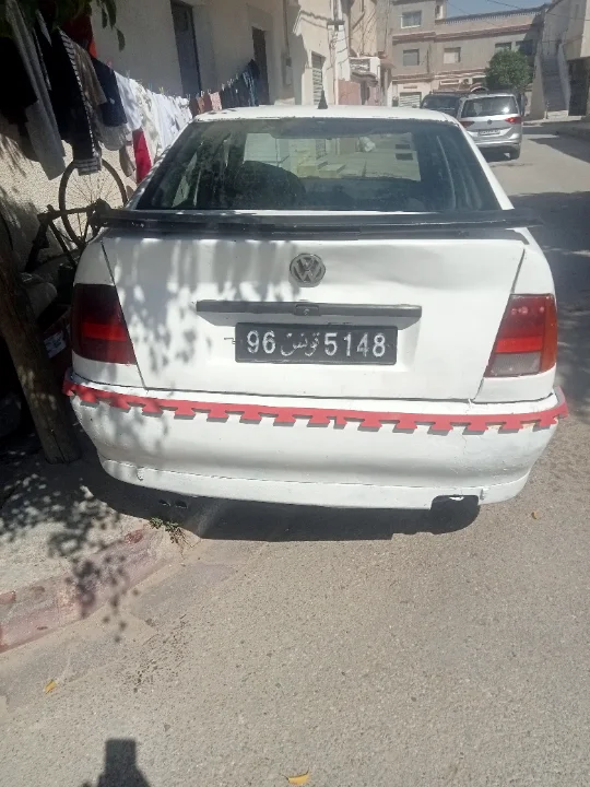 Volkswagen Polo - Photo 2