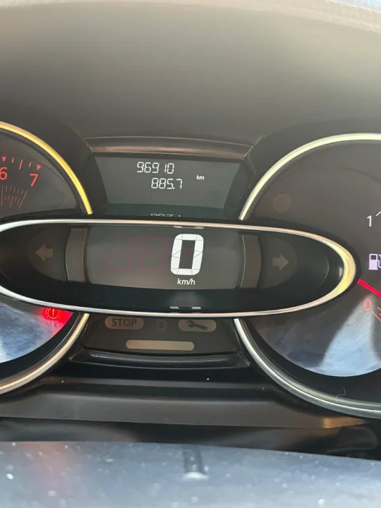Renault Clio - Photo 3