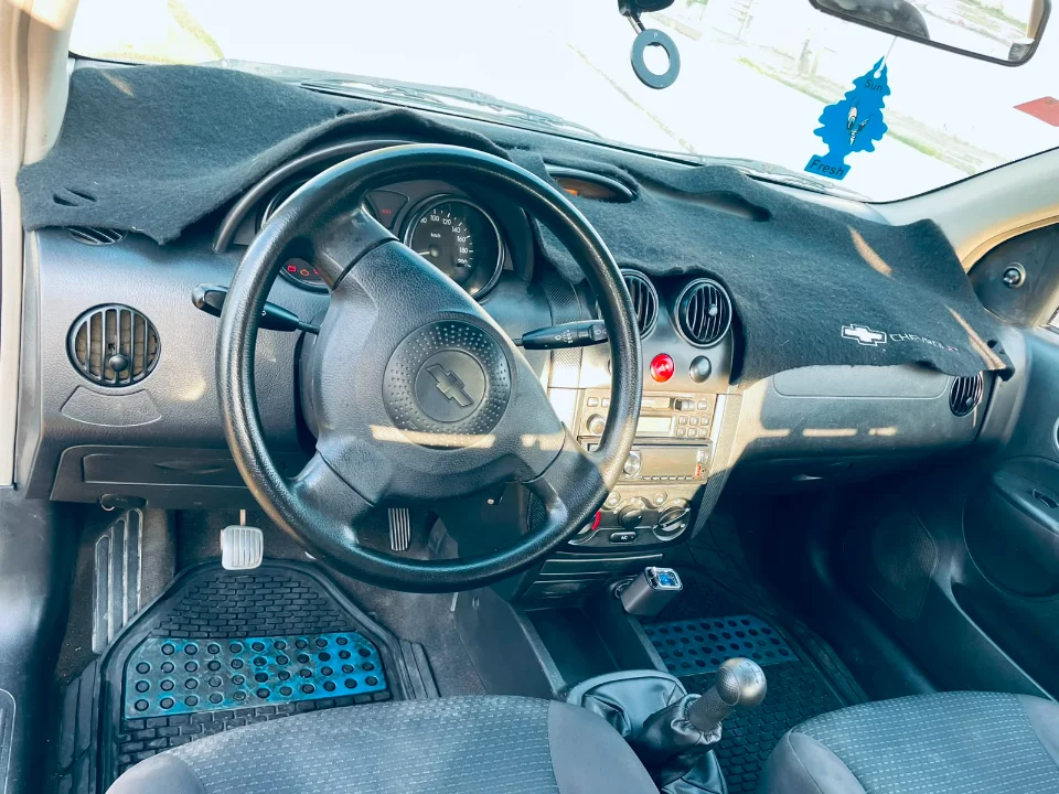 Chevrolet AVEO - Photo 3