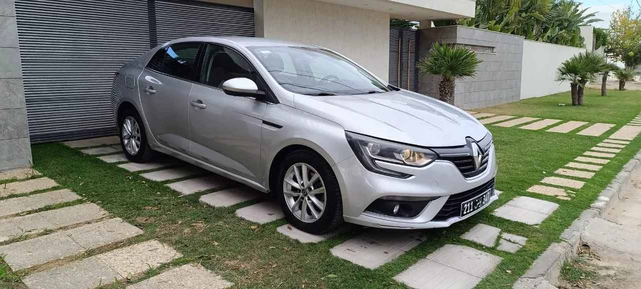 Renault Megane - Photo 10