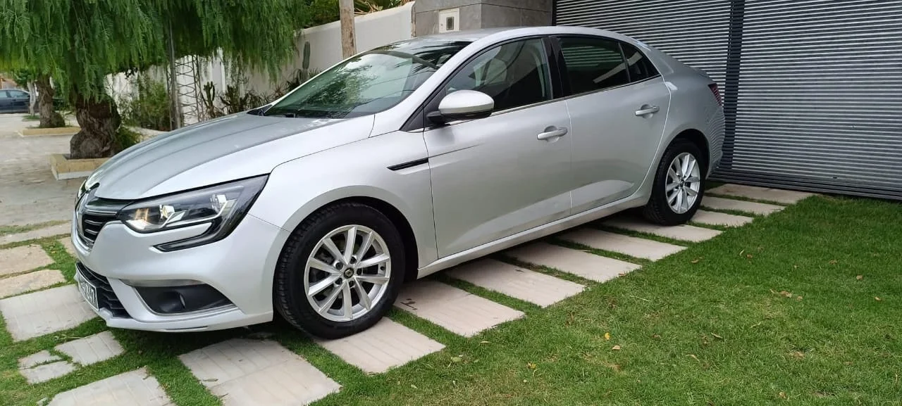 Renault Megane - Photo 9