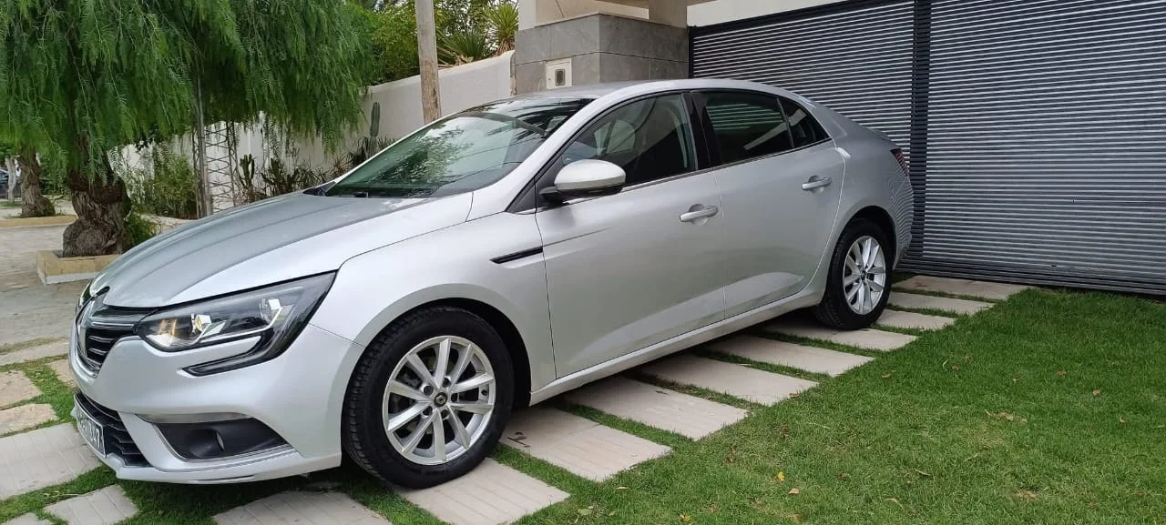 Renault Megane - Photo 8