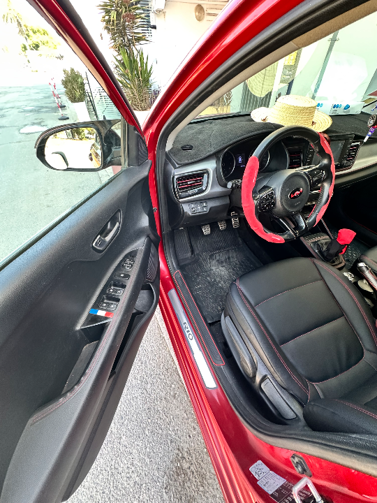 Kia RIO - Photo 5