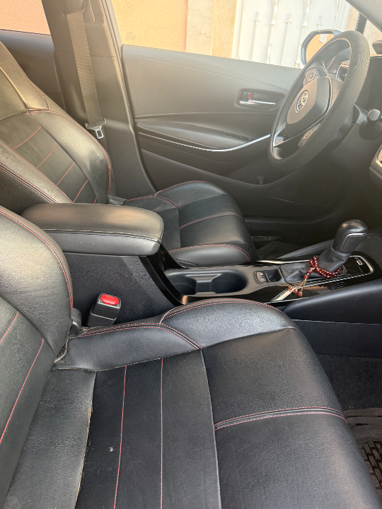 Toyota Corolla - Photo 4