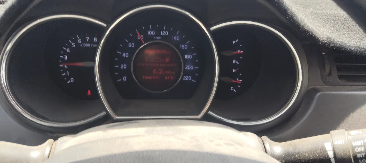 Kia RIO - Photo 2