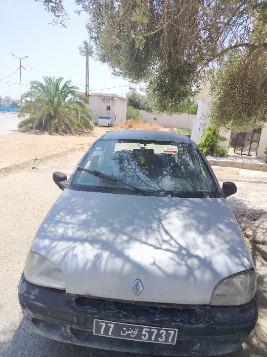 Renault Clio 1996