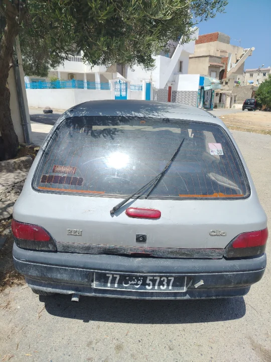 Renault Clio - Photo 2