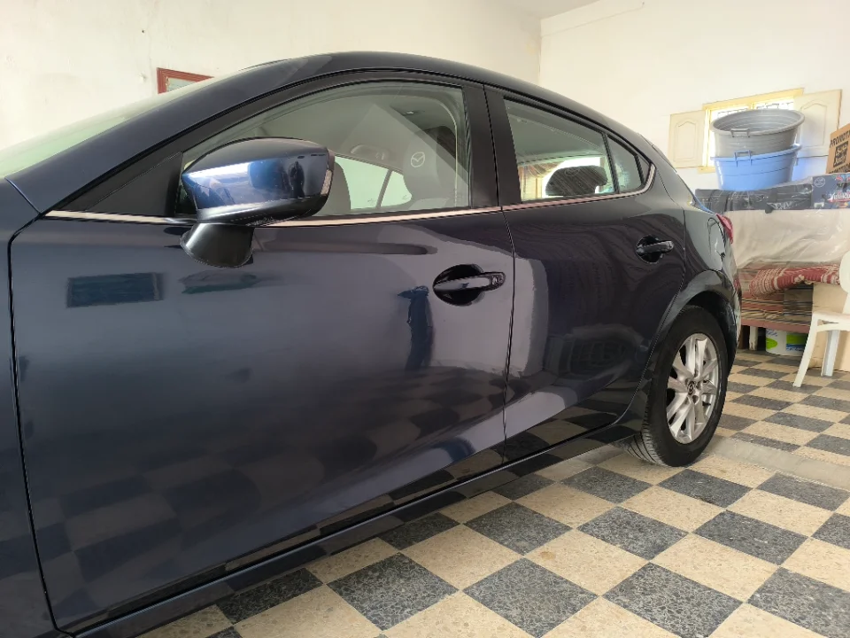 Mazda Mazda3 Fastback - Photo 4