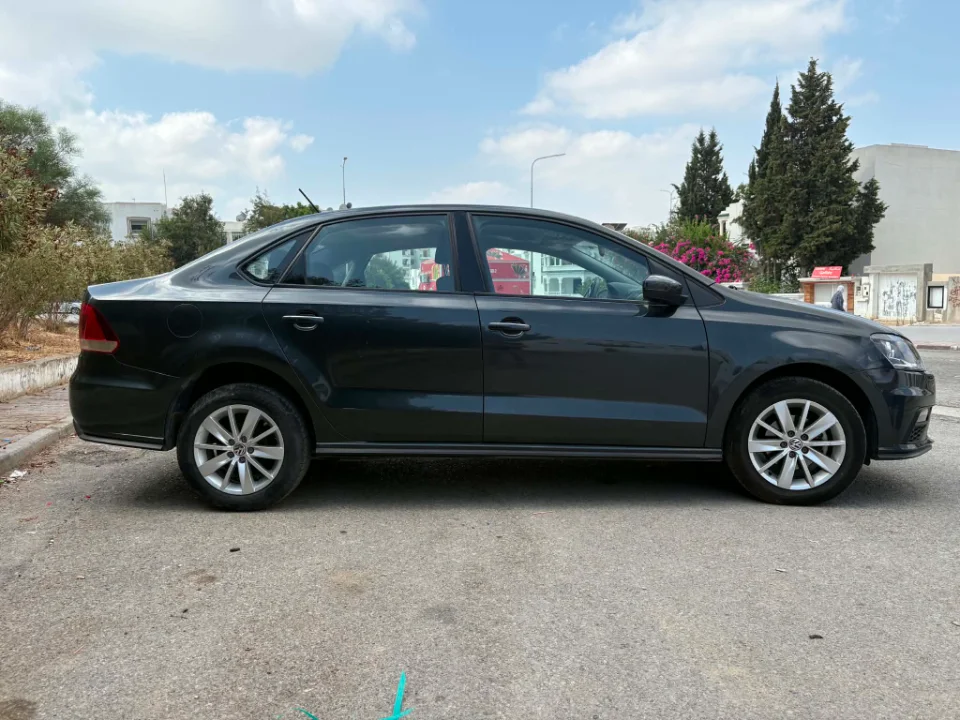 Volkswagen Polo - Photo 3