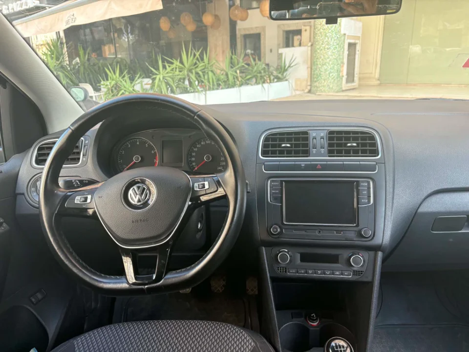 Volkswagen Polo - Photo 2