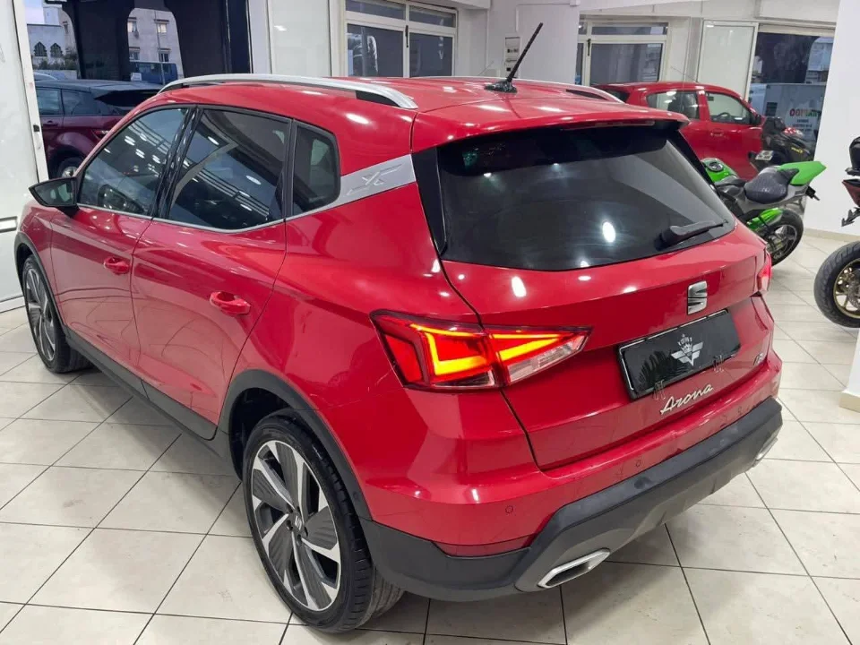 Seat Arona - Photo 8