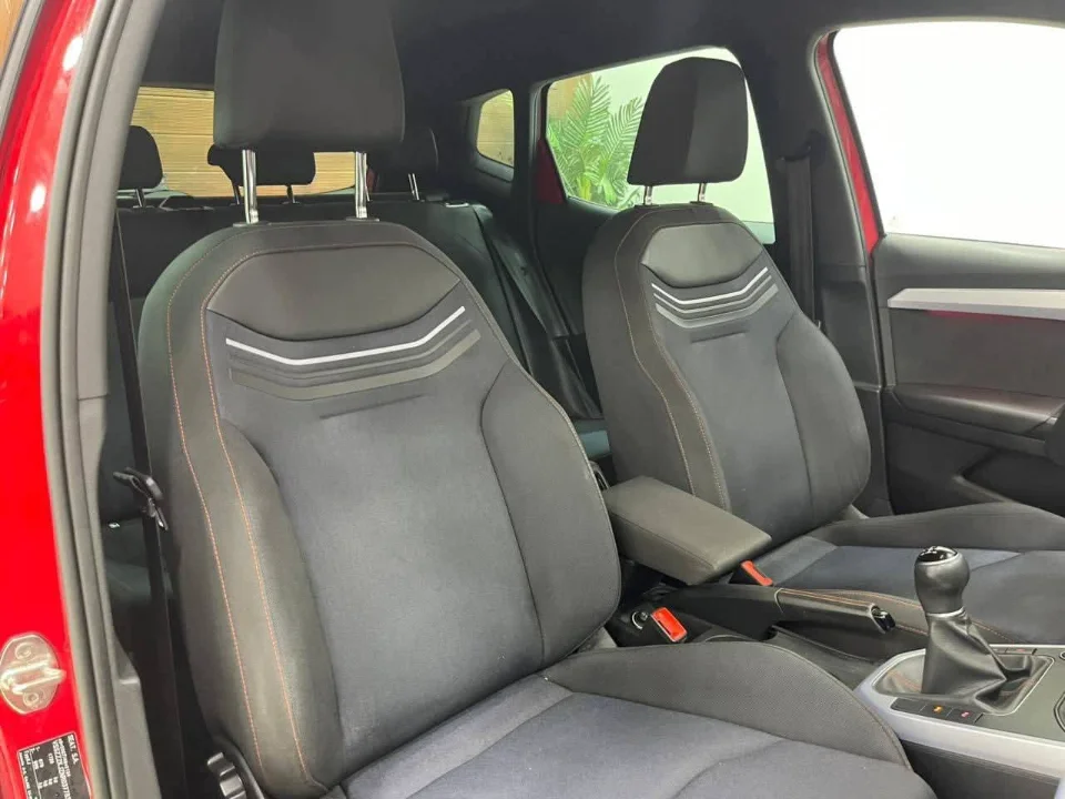 Seat Arona - Photo 6