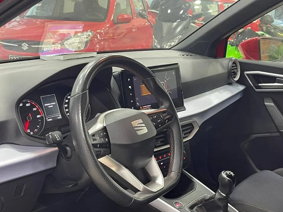 Seat Arona - Photo 3