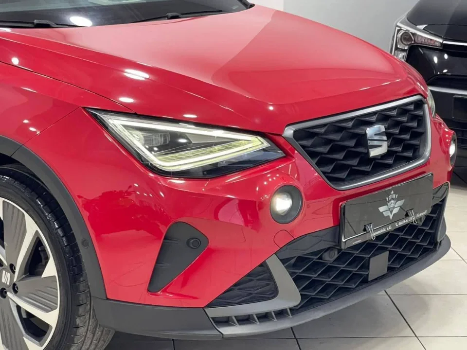 Seat Arona - Photo 2