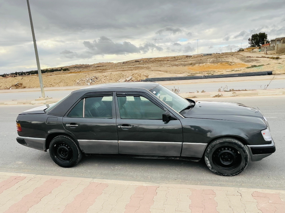 Mercedes 250 - Photo 2
