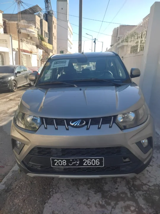 Mahindra KUV 100 2019