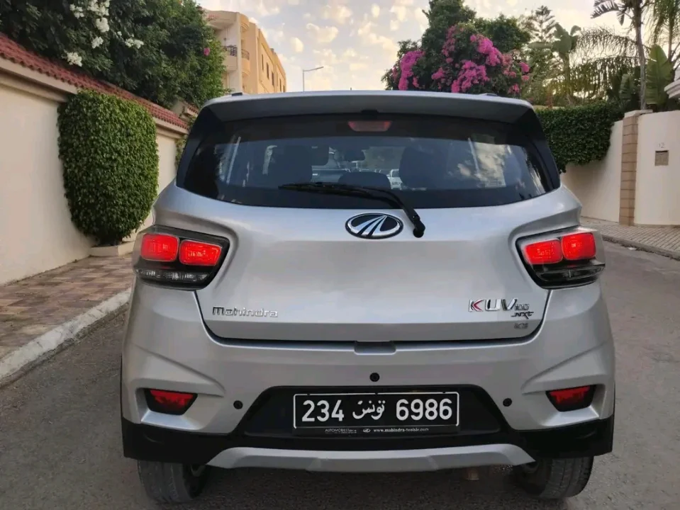 Mahindra KUV 100 - Photo 4