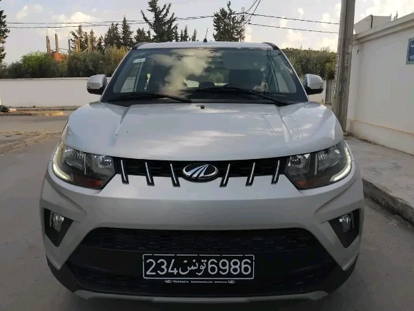 Mahindra Kuv 100 2023 Essence