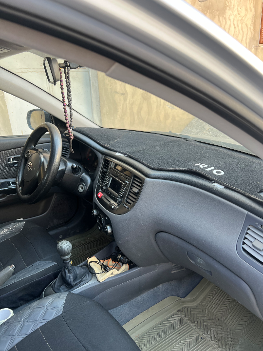 Kia RIO - Photo 10