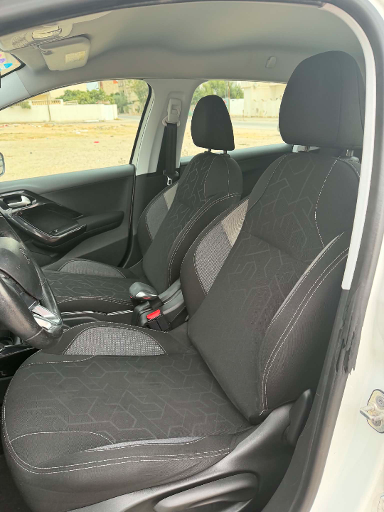 Peugeot 2008 - Photo 3