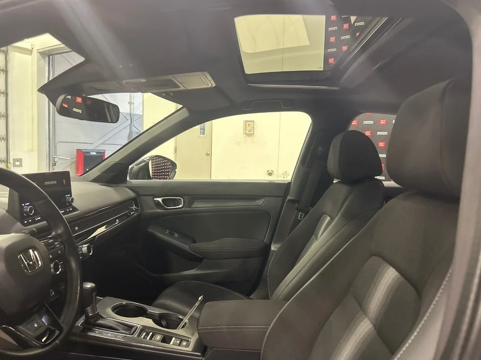 Honda CIVIC - Photo 7