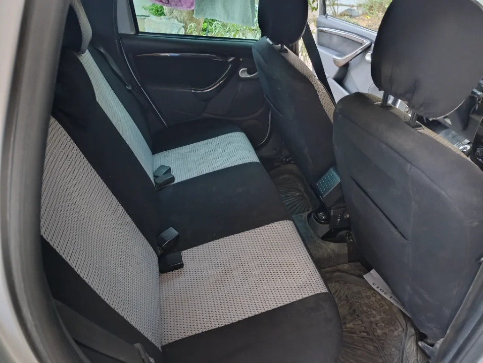 Dacia DUSTER - Photo 3