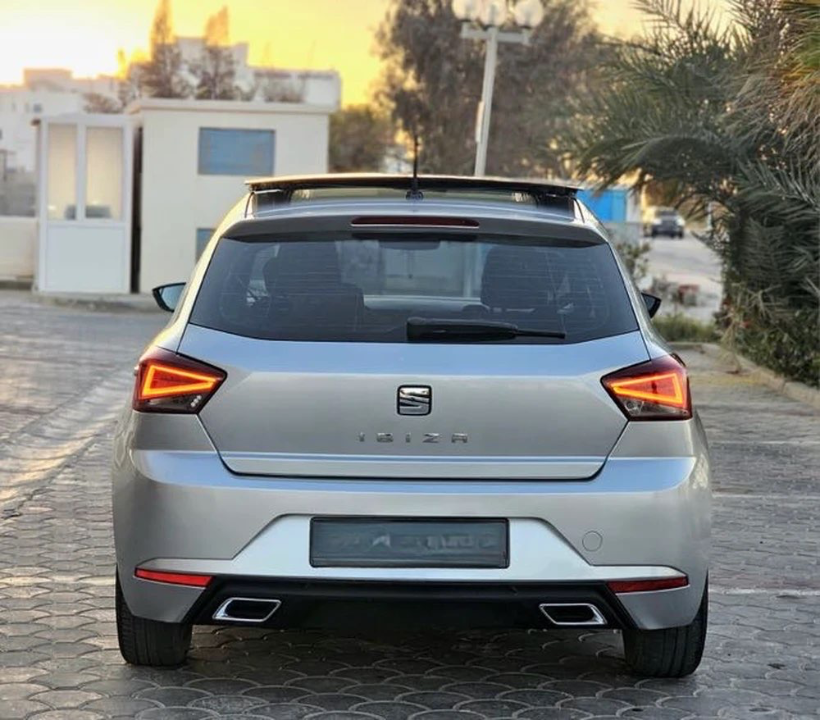 Seat Ibiza - Photo 2