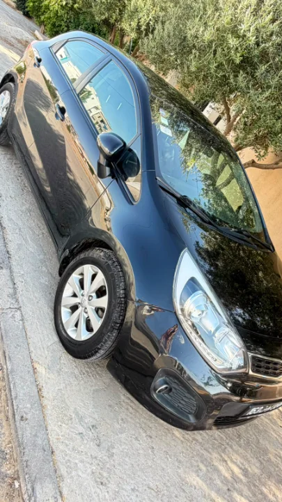 Kia RIO - Photo 9