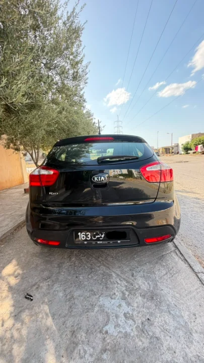 Kia RIO - Photo 6