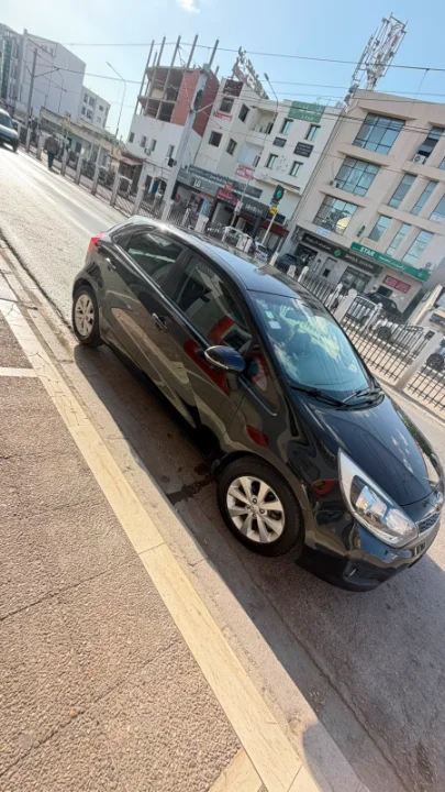 Kia RIO - Photo 2