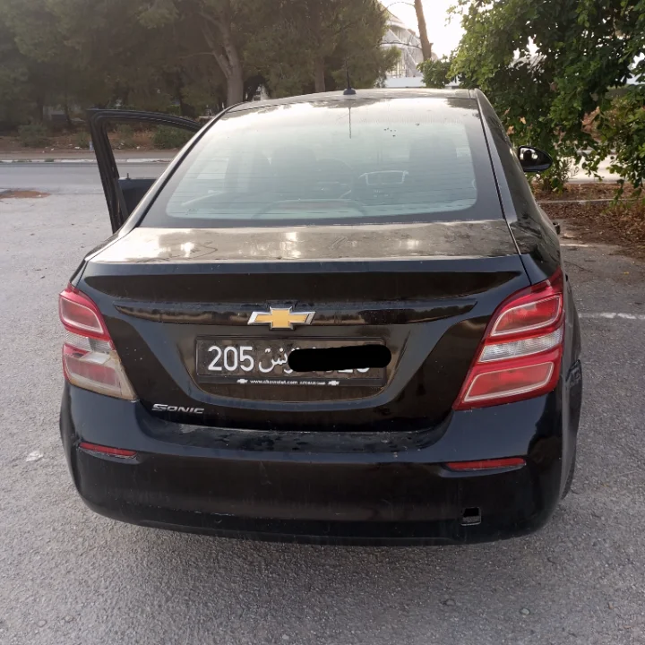 Chevrolet SONIC - Photo 4