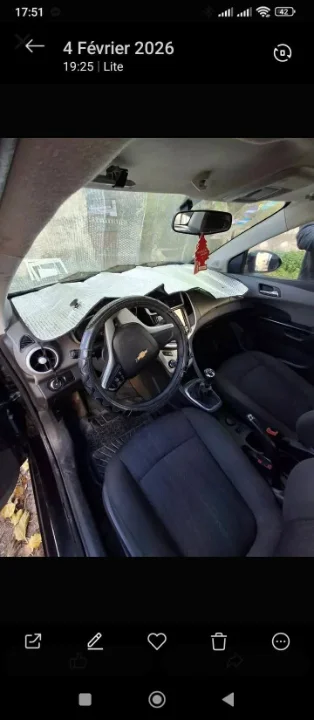 Chevrolet SONIC - Photo 3