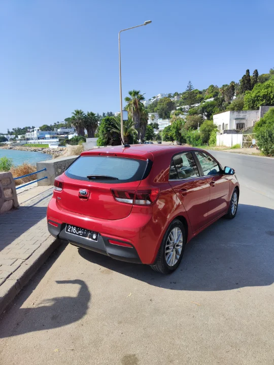 Kia RIO - Photo 7