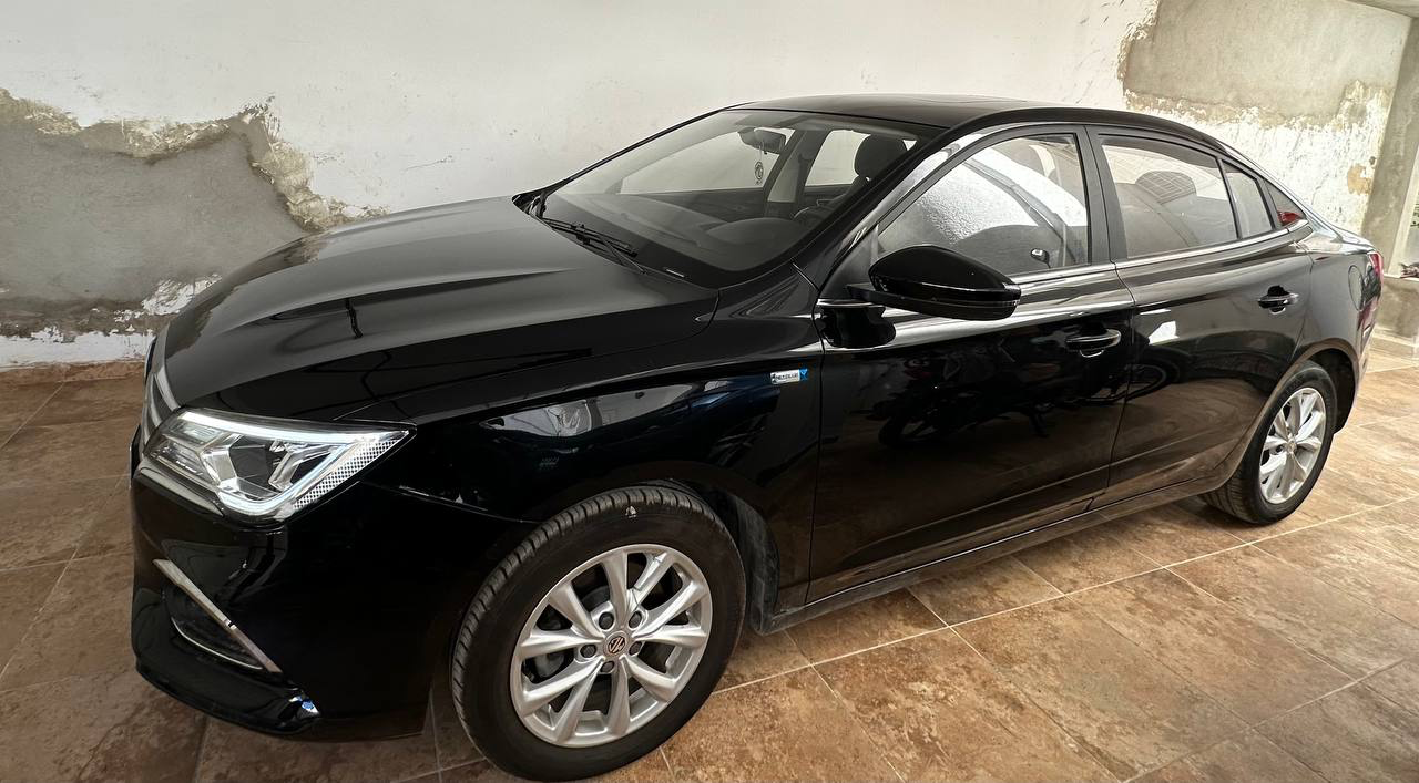 MG MG 5 - Photo 3