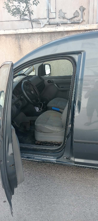 Volkswagen Caddy - Photo 6
